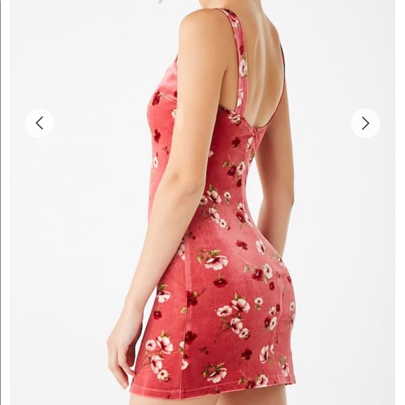 Forever 21 Dresses & Skirts - Forever 21 Velvet Floral Mini Dress
